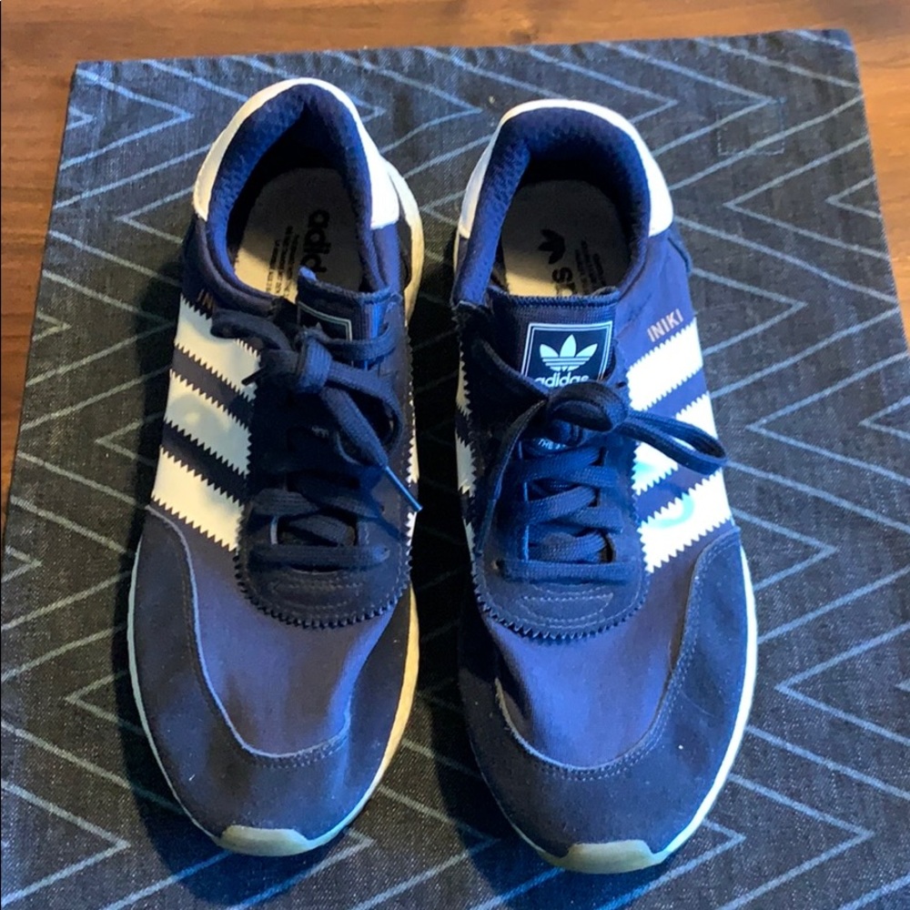 Adidas Iniki Boost Runner Men’s Navy Size 9.5